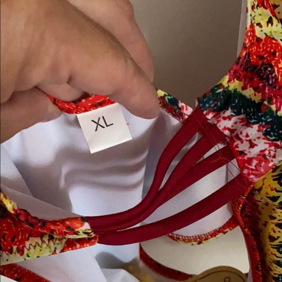 Bathing suit - Picture 6 of 8